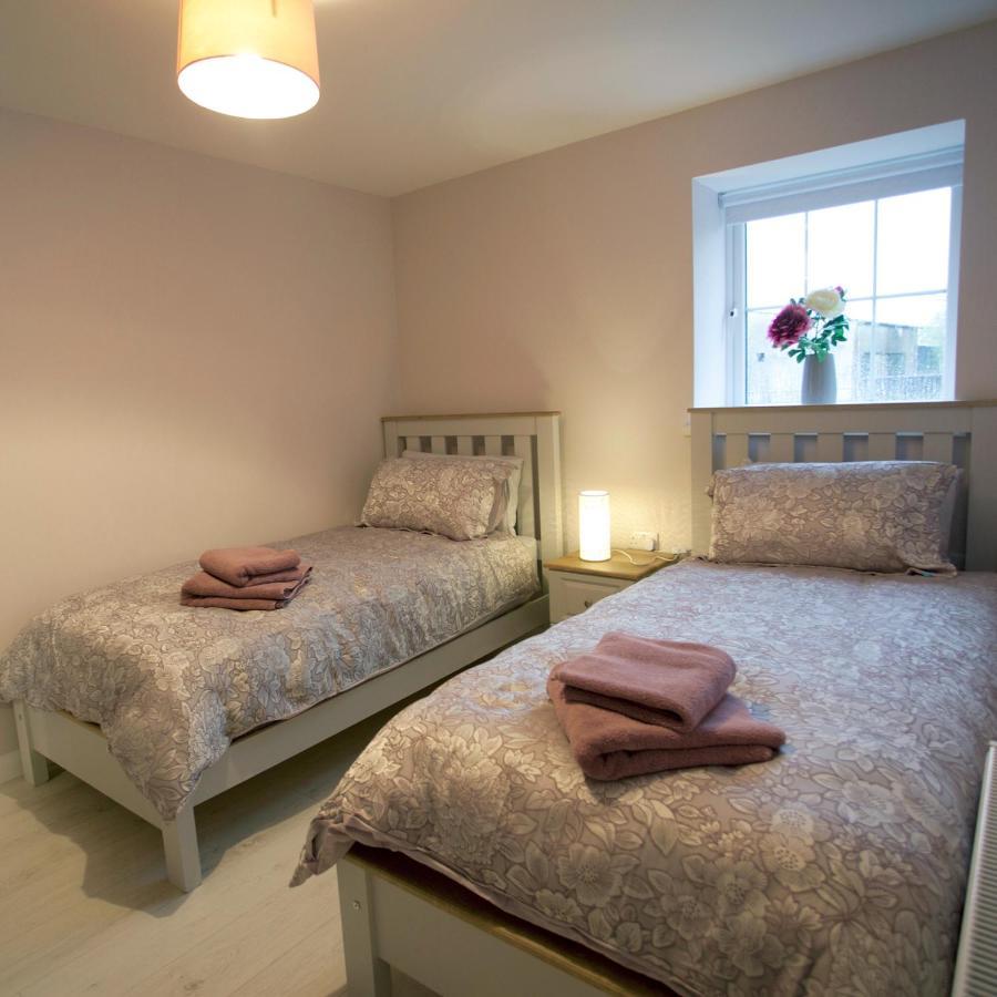 Cash Hill Farm Cottages Ballinamallard Exteriör bild